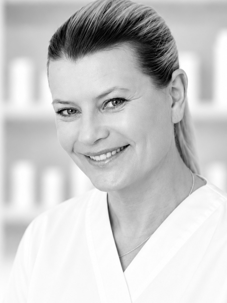 Lena Claesson — Medical Esthetician, Ägare S-Kliniken, S-Kliniken Östermalm